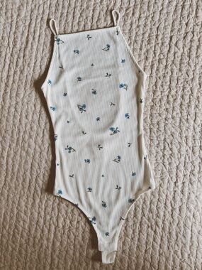 H&M Cream Floral Bodysuit Ribbed Boatneck Strappy